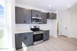 7073 Traditions Dr, Panama City, FL 32404 - Photo 4