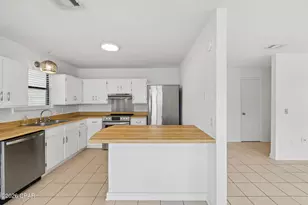 22604 Hilltop Ave, Panama City Beach, FL 32413 - Photo 34