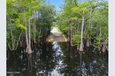 1718 SE Davis Peacock Road, Kinard, FL 32449 - Photo 1