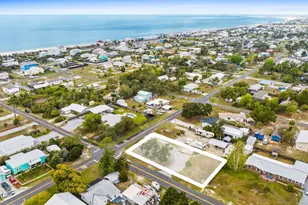 7608 Alabama Ave, Port Saint Joe, FL 32456 - Photo 1