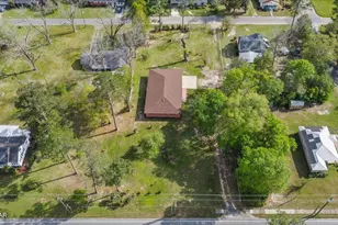 1021 8th Ave, Graceville, FL 32440 - Photo 36