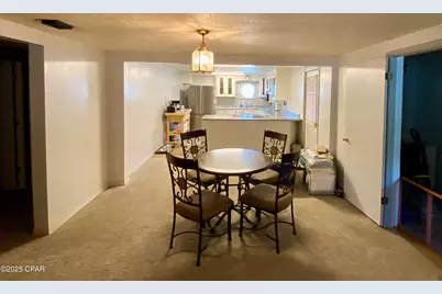 6913 Broadway Street, Grand Ridge, FL 32442 - Photo 8