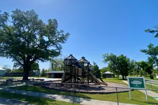 6913 Broadway St, Grand Ridge, FL 32442 - Photo 30