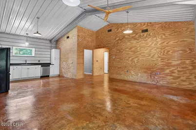 845 Faith Avenue, Graceville, FL 32440 - Photo 4