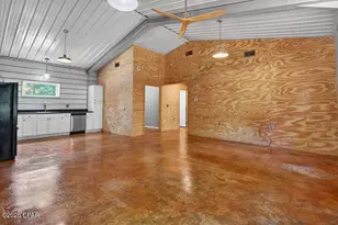 845 Faith Ave, Graceville, FL 32440 - Photo 4