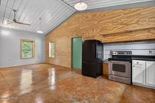 845 Faith Ave, Graceville, FL 32440 - Photo 8