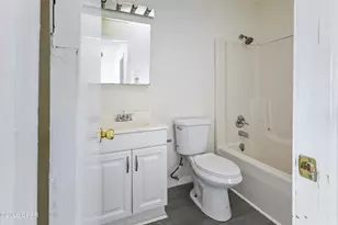 2722 E 6th St, Panama City, FL 32401 - Photo 8