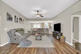 9121 Indian Bluff Rd, Youngstown, FL 32466 - Photo 8