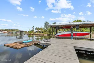 700 W 4th St, Lynn Haven, FL 32444 - Photo 8