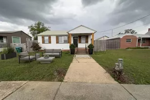 3007 5th St, Marianna, FL 32446 - Photo 2