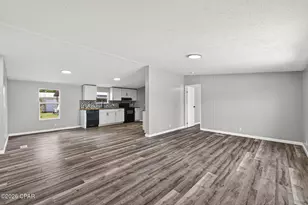 1532 Nassau St, Southport, FL 32409 - Photo 8