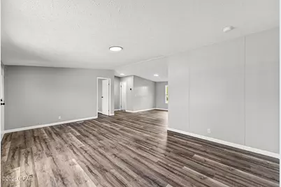 1532 Nassau Street, Southport, FL 32409 - Photo 8