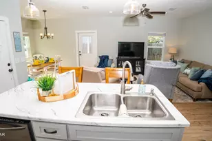 211 El Prado Pl, Panama City Beach, FL 32413 - Photo 10