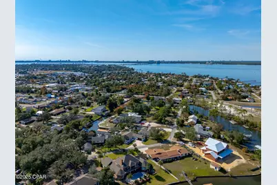 2445 Pretty Bayou Boulevard, Panama City, FL 32405 - Photo 42