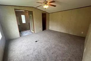 3678 Lilly Ln, Marianna, FL 32446 - Photo 10