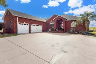 7700 Cambridge Ct, Panama City, FL 32404 - Photo 2