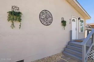 613 Gardenia St, Panama City Beach, FL 32407 - Photo 2