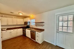 21104 S Lakeview Dr, Panama City Beach, FL 32413 - Photo 8