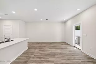 41 S Main Deck Dr, Freeport, FL 32439 - Photo 6