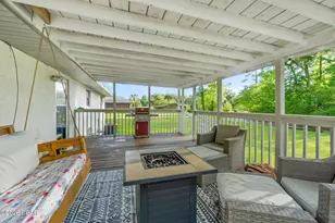 872 1st St, Chipley, FL 32428 - Photo 20