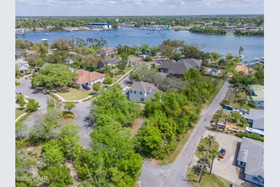 1150 Cove Pointe Drive, Panama City, FL 32401 - Photo 14