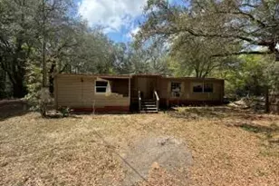 460 Marten Ln, Holt, FL 32564 - Photo 1