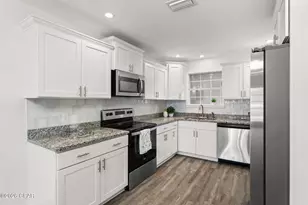 1211 Capri Dr, Panama City, FL 32405 - Photo 18
