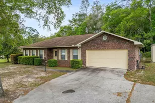 2694 Marian Dr, Bonifay, FL 32425 - Photo 6