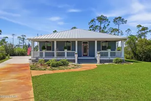 207 Stingray Ln, Port Saint Joe, FL 32456 - Photo 2