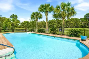 258 E Eagle Dr, Panama City Beach, FL 32407 - Photo 2