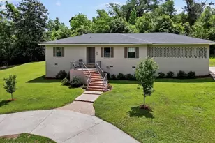 2956 N Caledonia St, Marianna, FL 32446 - Photo 1