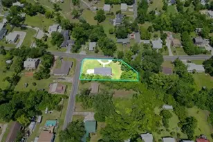 2956 N Caledonia St, Marianna, FL 32446 - Photo 8