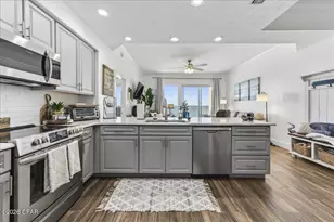 5004 Thomas Dr, Panama City, FL 32408 - Photo 8