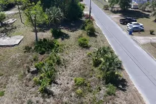 900 E 8th Ct, Panama City, FL 32401 - Photo 1