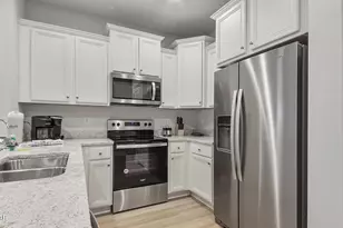 7672 Shadow Lake Dr, Panama City Beach, FL 32407 - Photo 10