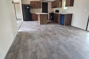 781 Bighorn Ave, Alford, FL 32420 - Photo 10