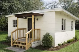 4094 Edgewood Cir, Marianna, FL 32448 - Photo 1