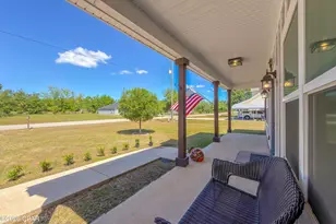 12634 NW Twin Oaks Dr, Bristol, FL 32321 - Photo 2
