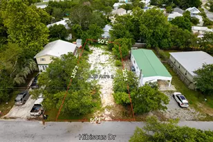 316 Hibiscus Dr, Panama City Beach, FL 32413 - Photo 1
