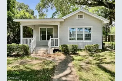 1038 E 8th Avenue, Graceville, FL 32440 - Photo 1