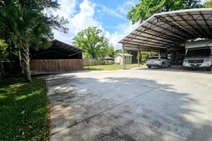 140 Donna S Pl, Wewahitchka, FL 32465 - Photo 4