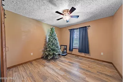 2089 Pike Pond Road, Alford, FL 32420 - Photo 16