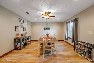 2089 Pike Pond Rd, Alford, FL 32420 - Photo 4