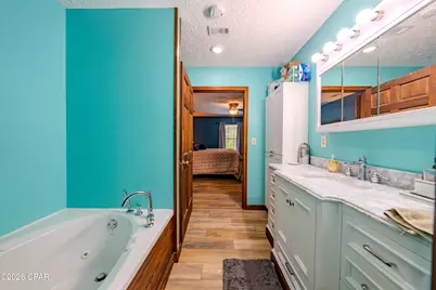 2089 Pike Pond Road, Alford, FL 32420 - Photo 10