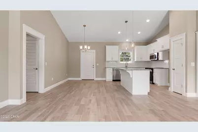 3215 E 2nd Plaza, Panama City, FL 32404 - Photo 4
