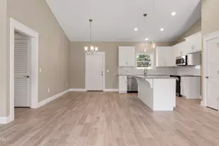 3215 E 2nd Plaza, Panama City, FL 32404 - Photo 4