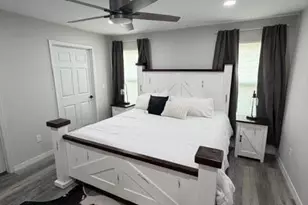 3881 Merger Dr, Chipley, FL 32428 - Photo 10