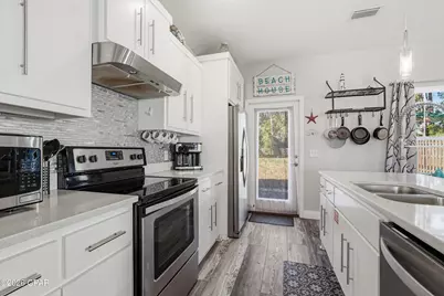 5623 Hilltop Avenue, Panama City Beach, FL 32408 - Photo 12