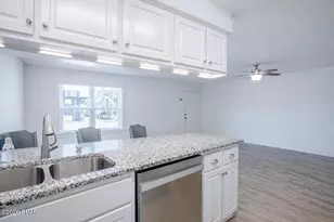 7813 N Lagoon Dr, Panama City Beach, FL 32408 - Photo 4