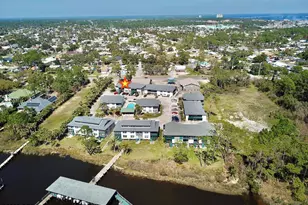 7813 N Lagoon Dr, Panama City Beach, FL 32408 - Photo 30
